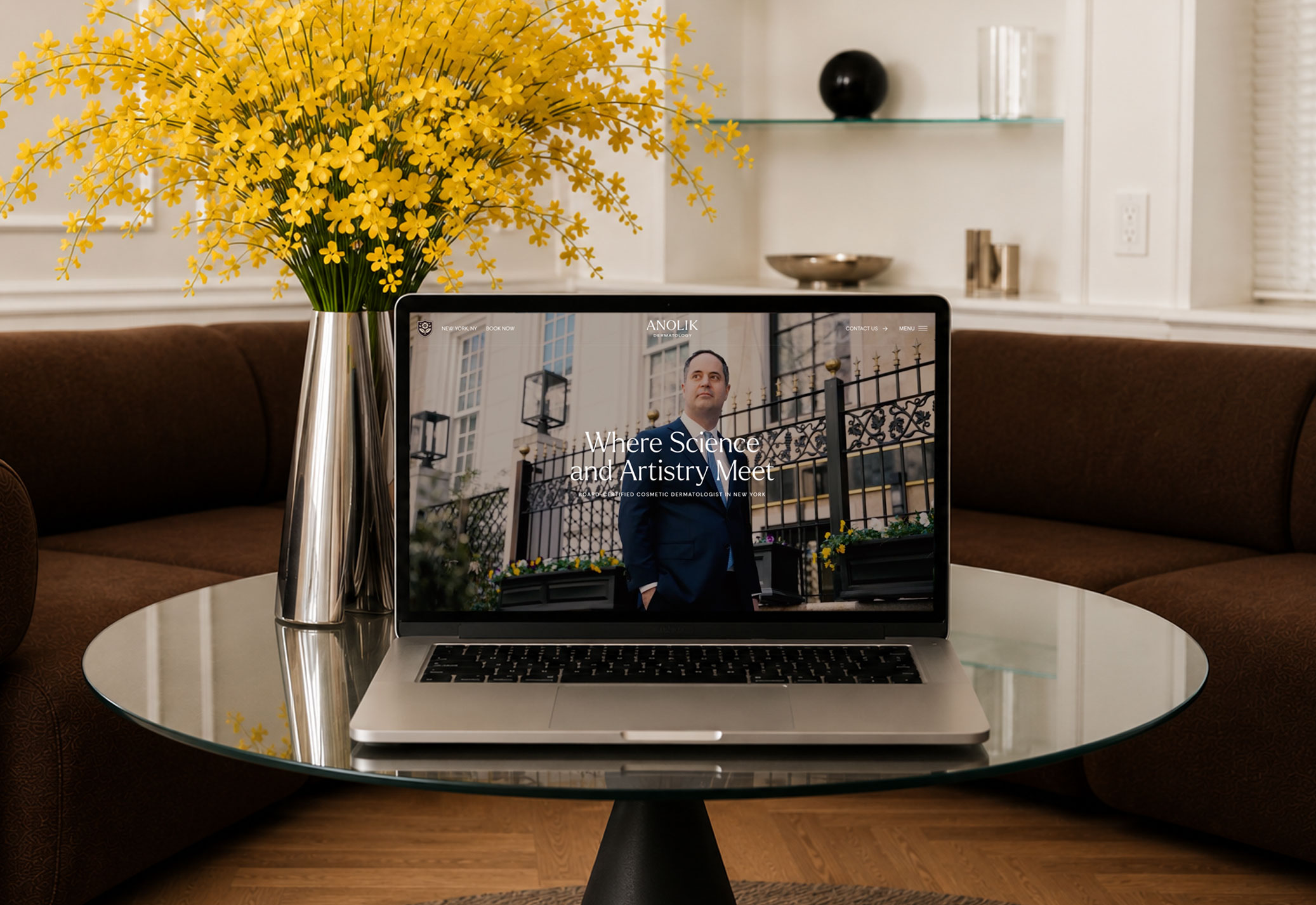 anolik-laptopmockup